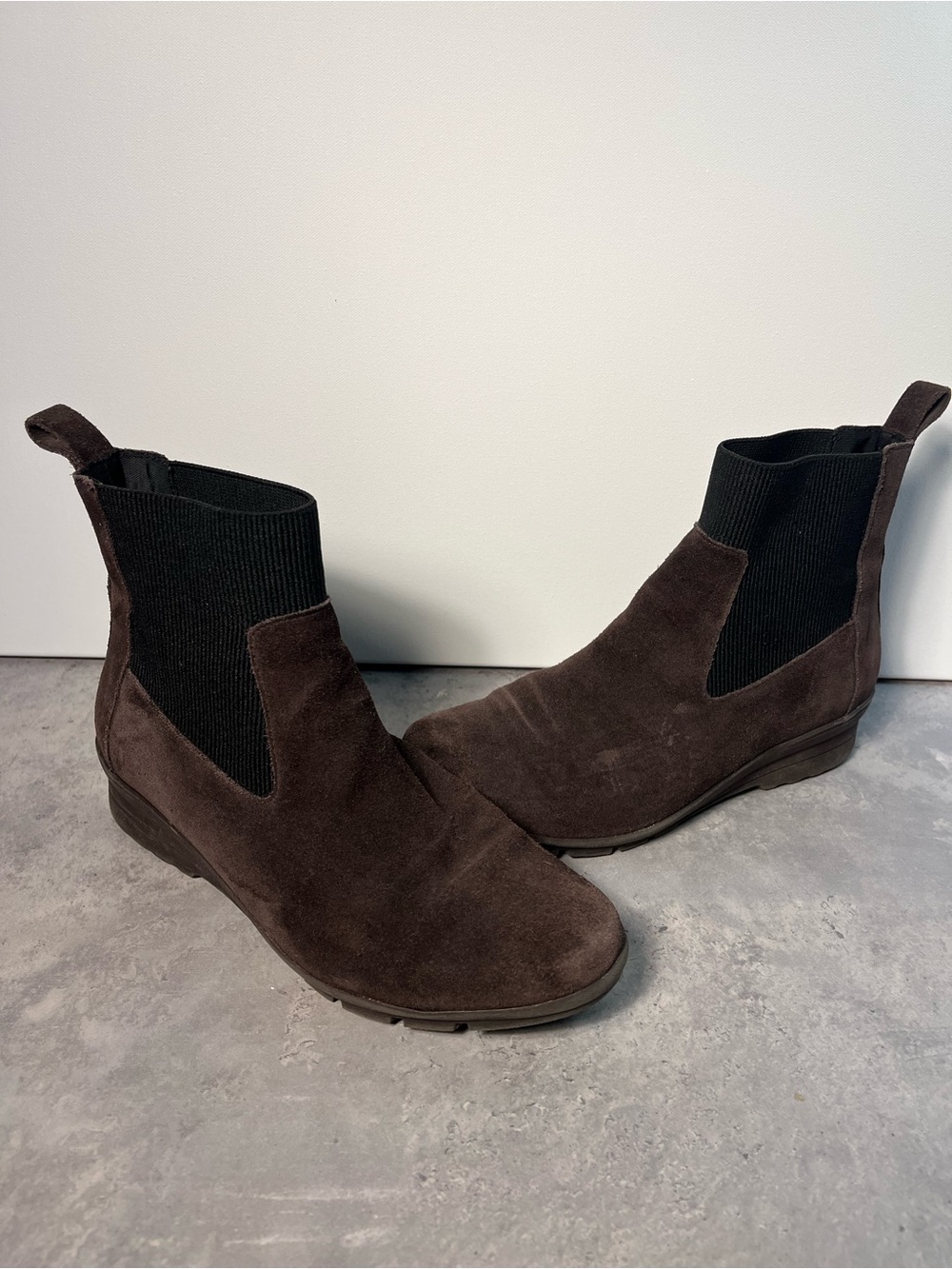 Taryn Rose Emilyn Dark Brown Calf Suede Chelsea Ankle Boots Stretch Panel